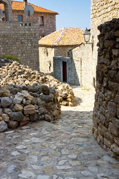 Ulcinj smalle alley - montenegro — Stockfoto
