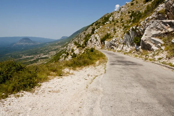 Bergrutten i montenegro — Stockfoto