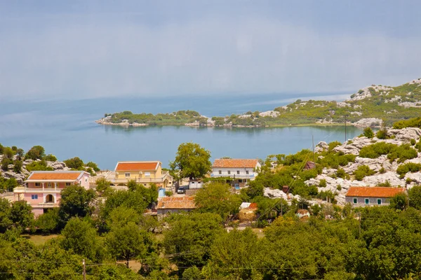 Kusten av skadarsko lake - montenegro — Stockfoto