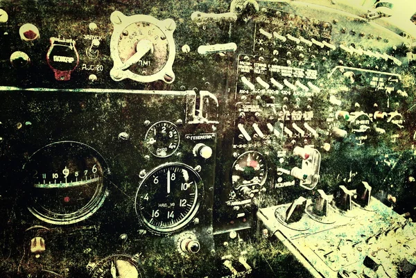 旧的老式双翼飞机的驾驶舱 — 图库照片