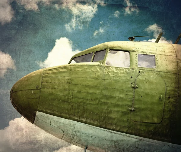 Grunge eski askeri uçak yakın çekim — Stok fotoğraf