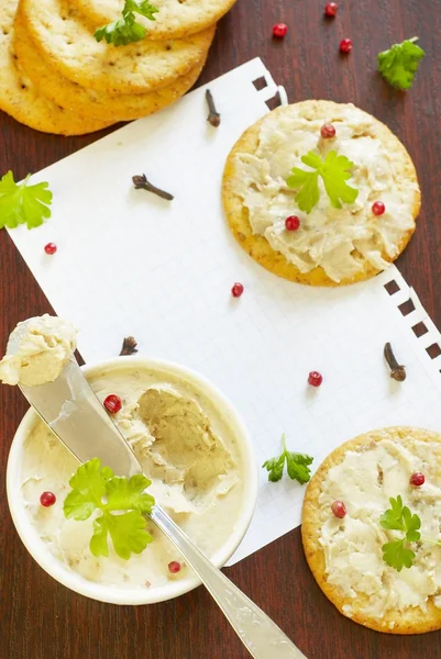 Crackers with herring butter — Stock Photo, Image