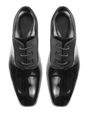 Klasik parlak siyah erkek ayakkabı