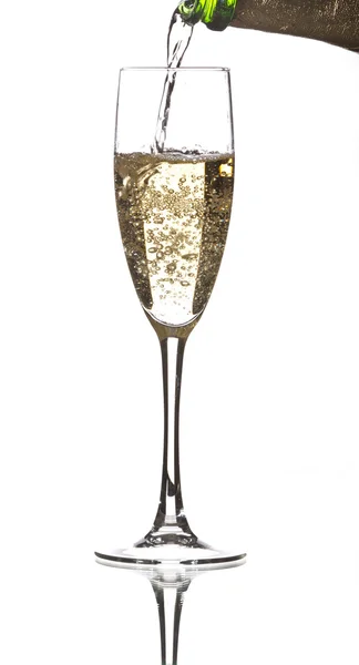 Som serverar champagne — Stockfoto