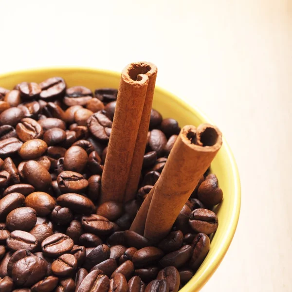 Skořice a káva — Stock fotografie