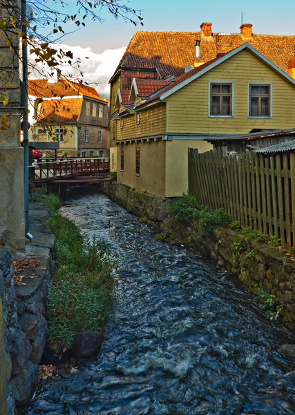Historical street, Kuldiga, Latvia. — Stock Photo, Image