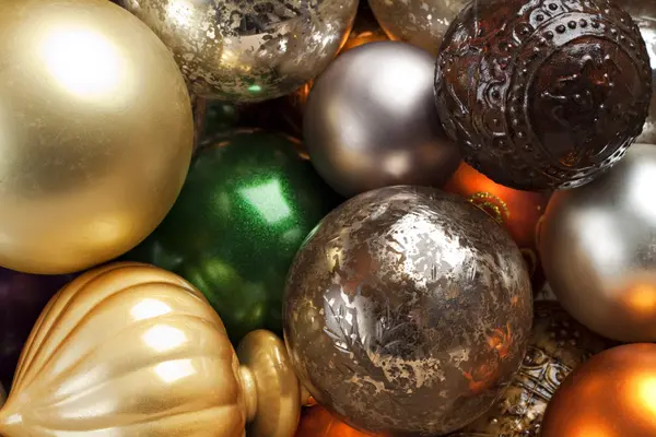 Colourful Christmas baubles. — Stockfoto