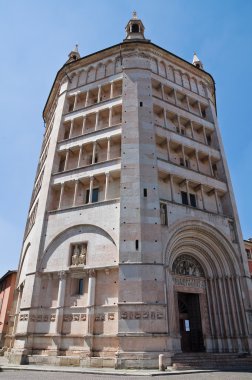 vaftizhane. Parma. Emilia-Romagna. İtalya.