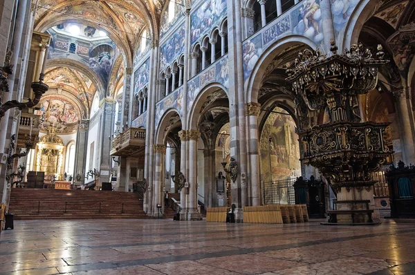 Interieur kathedraal. Parma. Emilia-Romagna. Italië. — Stockfoto