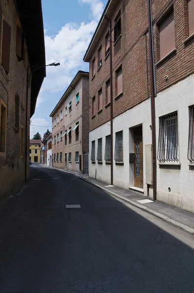 Gasse. Cento. Emilia-Romagna. Italien. — Stockfoto