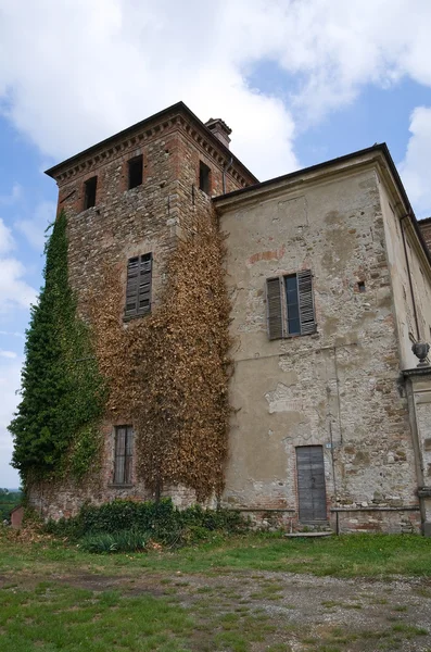 Замок Агаццано. Эмилия-Романья. Италия . — стоковое фото