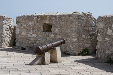 monte sant'angelo Kalesi. Puglia. İtalya.