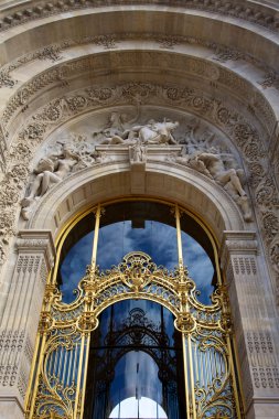 petit palais girişi