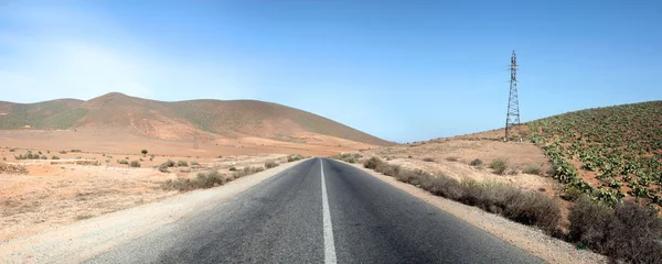 Perspectiva da estrada em Marrocos — Fotografia de Stock