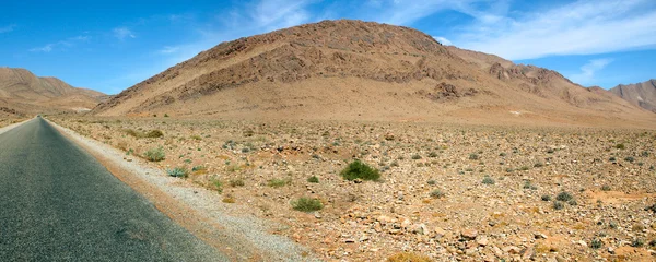 Perspectiva da estrada em Marrocos — Fotografia de Stock