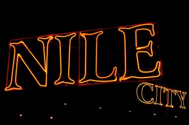 Nil şehir gece lambası