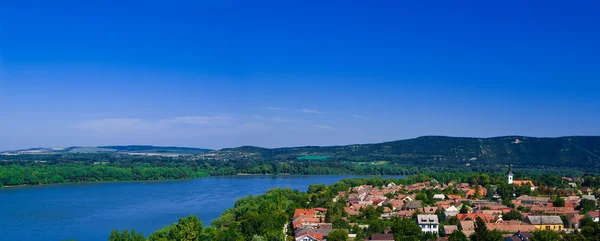 El panorama de la curva del Danubio Imagen de archivo