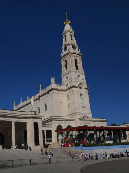 Basílica de Nossa Senhora do Rosário de Fátima em Portugal — Fotografia de Stock