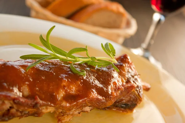 Veal ribs with sauce — Stock Photo, Image