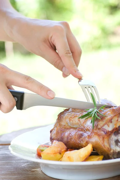 Veal knuckle with potatoes — Stock Photo, Image