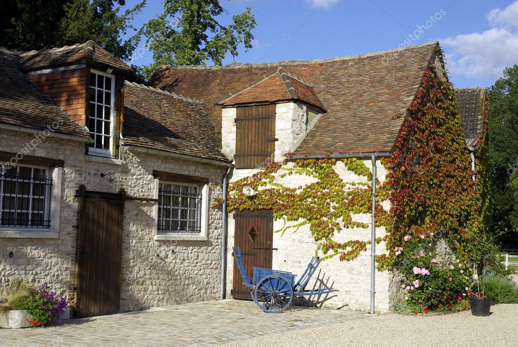 Images french cottages Typical French cottage — Stock Photo