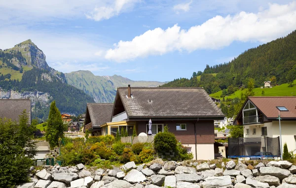 Engelberg falu a svájci Alpokban — Stock Fotó
