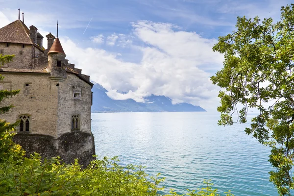 Замок Шильон в Леманской Ривьере, Швейцария — стоковое фото