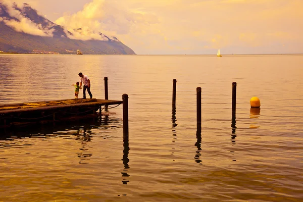Dva v Ženevské jezero, Švýcarsko — Stock fotografie