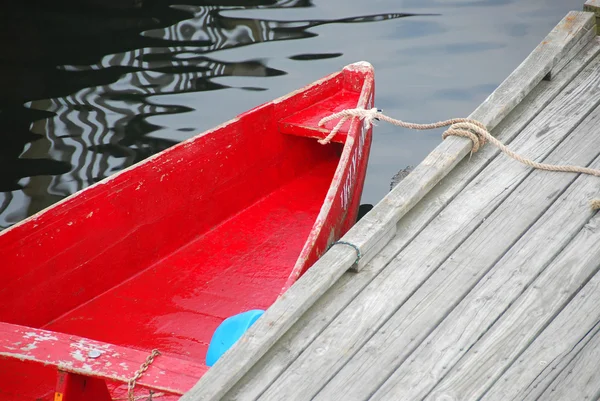 Red boat — Stock Photo, Image