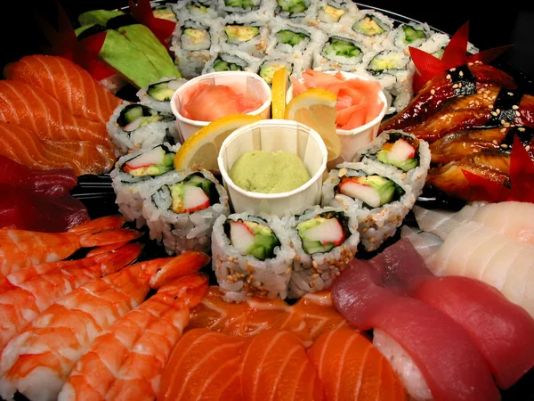 Vassoio del partito del sushi, primo piano — Foto Stock