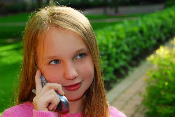 Telefone menina — Fotografia de Stock
