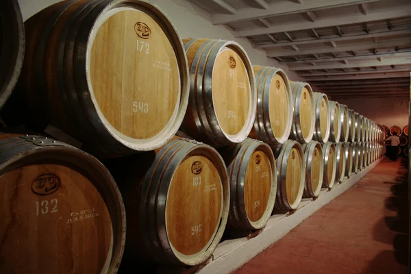 varil kasasına brendi ile