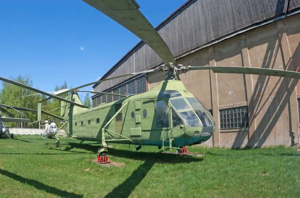 Yak-24 helicopter — Stock Photo, Image