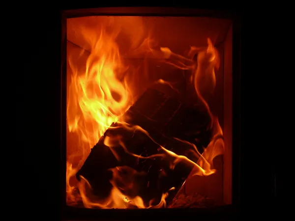 Crackling fireplace — Stock Photo, Image