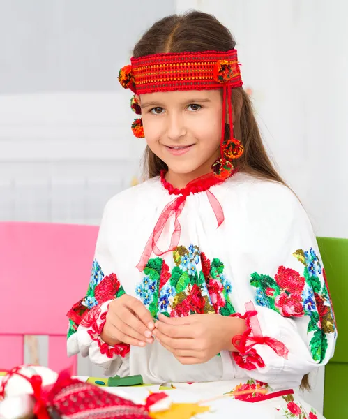 女孩在乌克兰国家布 — 图库照片