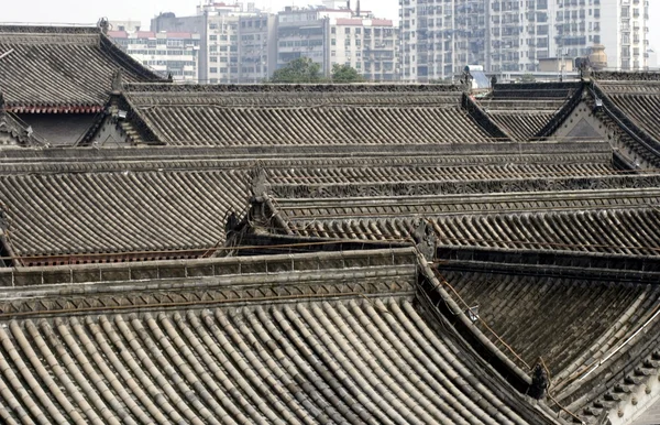 Centrum van Xi'an, met uitzicht op de daken — Stockfoto