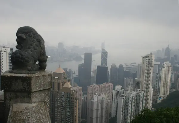 Skyline von Hongkong vom Peak aus gesehen über den