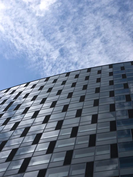 Fassade Bürogebäude — Stockfoto