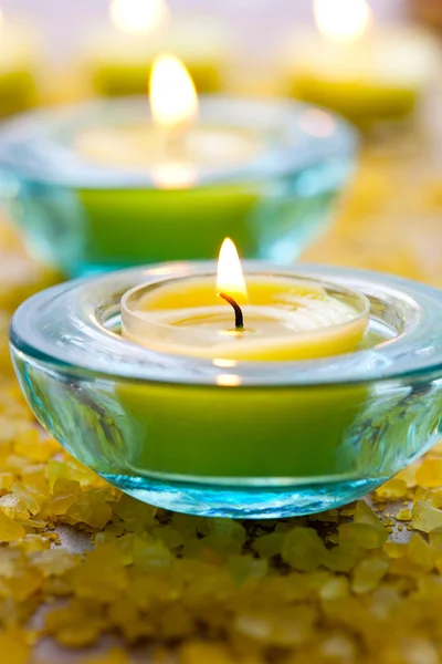 Candles with bath salt — Stock Photo, Image