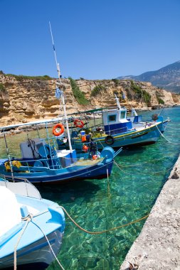 kefalonia balıkçı tekneleri