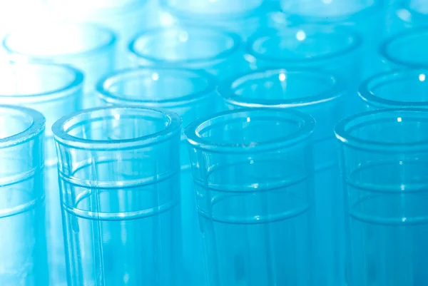 Wissenschaft blaue Test-Pipettenspitzen — Stockfoto