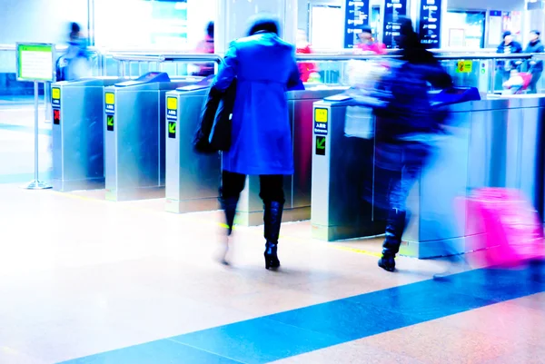 Enter subway station — Stock Photo, Image