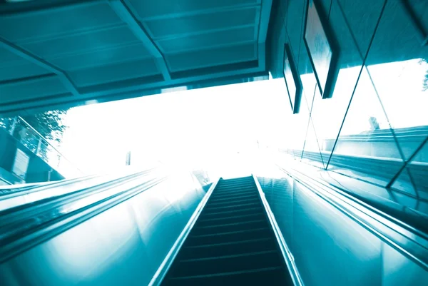 Moving escalator — Stock Photo, Image