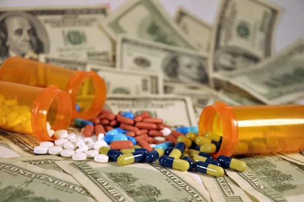 Koszt leków — Zdjęcie stockowe