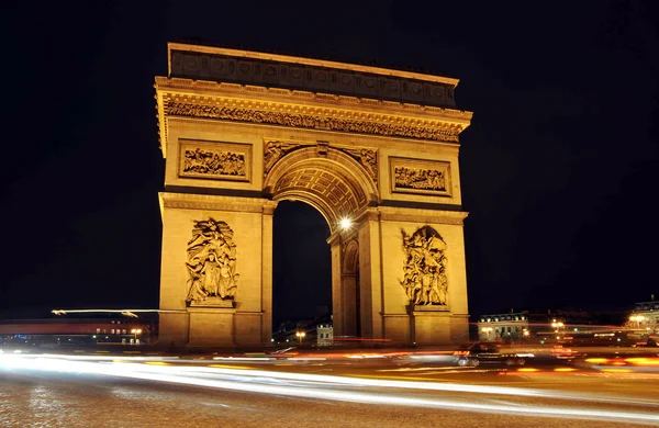 De arc de triomphe in de nacht, Parijs — Stockfoto