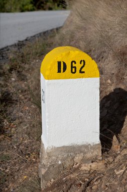 kilometre taşı