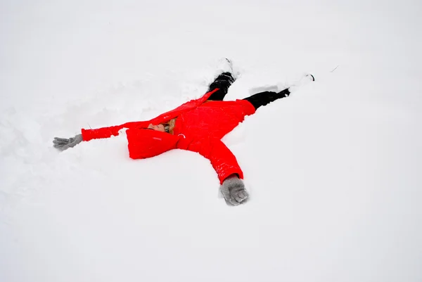 Бег по снегу — стоковое фото
