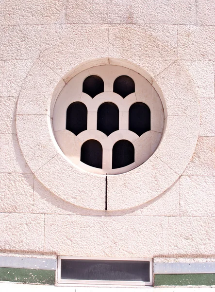 Stone circular window — Stock Photo, Image