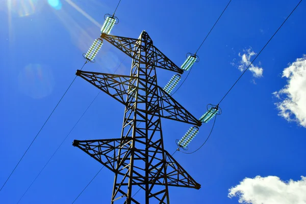 Energii elektrycznej wysokiego napięcia — Zdjęcie stockowe