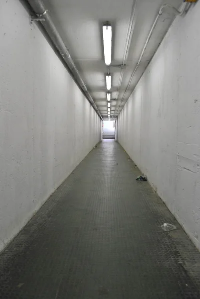 Артифиальный туннель — стоковое фото